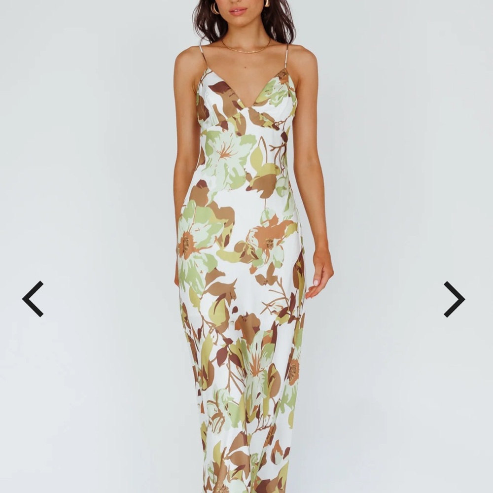 Selfie Leslie Floral Maxi Dress in Green and Brown